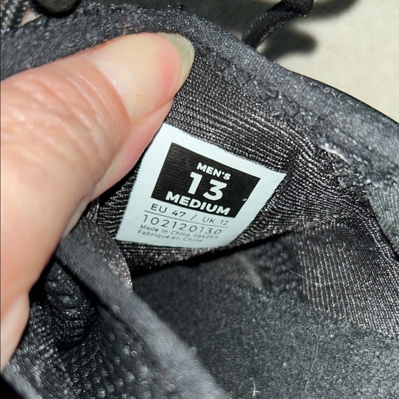 KURU Atom Men's Black Sneakers - Picture 11 of 13